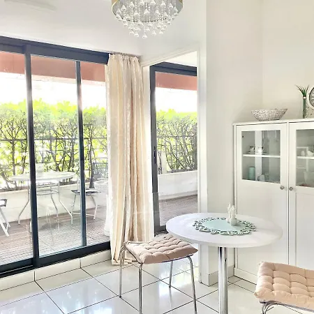 Fleur D'azur 100 M De La Plage Apartment Villeneuve-Loubet